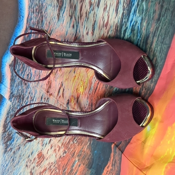 White House Black Market Shoes - WHITE house black market plum stiletto heels sise 7M